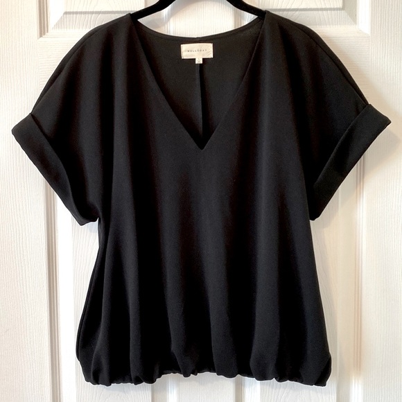 MELLODAY Tops - Melloday Dressy Top